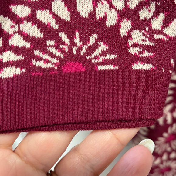 United Colors of Benetton NWT size Small Burgundy Daisy Duster Cardigan Sweater - Picture 10 of 12